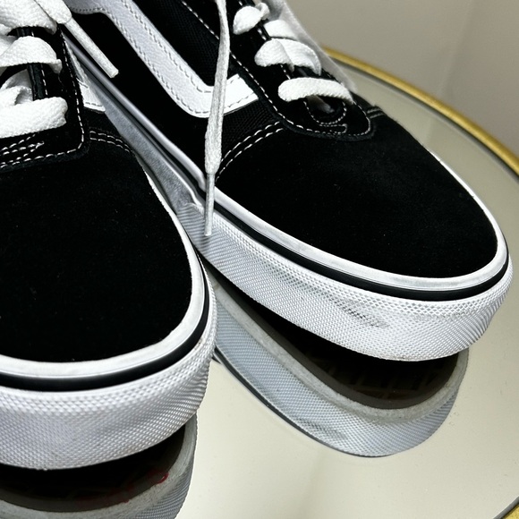Vans Classic Black and White Low-Tops - Picture 7 of 9